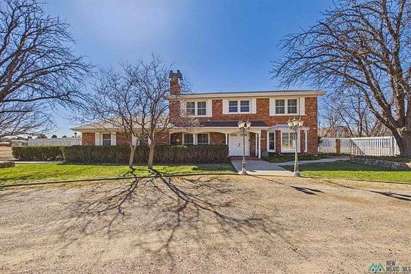 2 Acres of Land with Home for Sale in Roswell, New Mexico