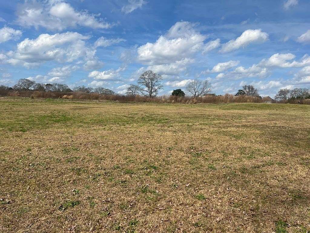 1.78 Acres of Residential Land for Sale in Lumberton, Mississippi