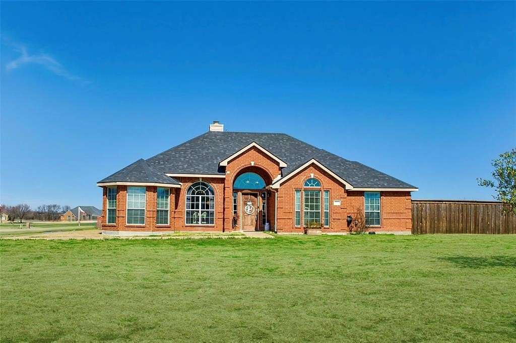 1.62 Acres of Residential Land with Home for Sale in Royse City, Texas