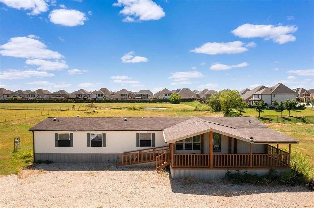 15 Acres of Land with Home for Lease in Little Elm, Texas