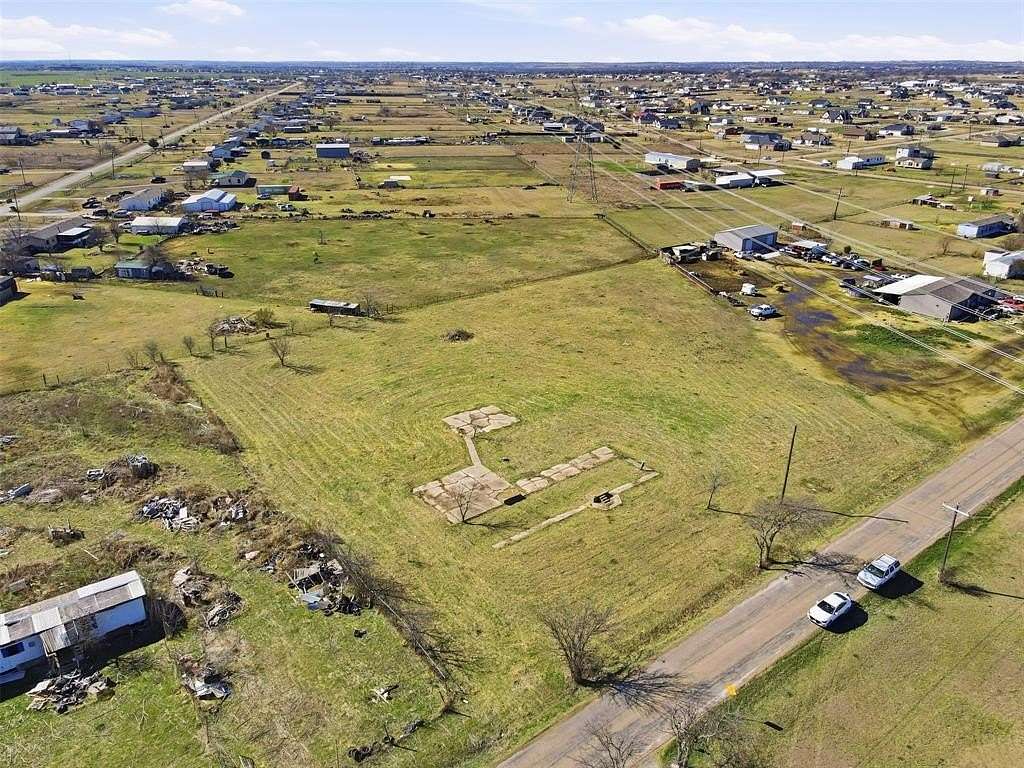 2.2 Acres of Residential Land for Sale in Joshua, Texas