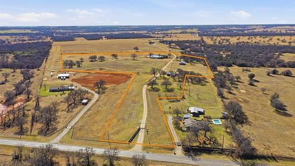 23 Acres of Agricultural Land with Home for Sale in Lipan, Texas