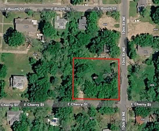 0.4 Acres of Residential Land for Sale in Paris, Texas