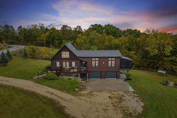 2.84 Acres of Land with Home for Sale in Guttenberg, Iowa