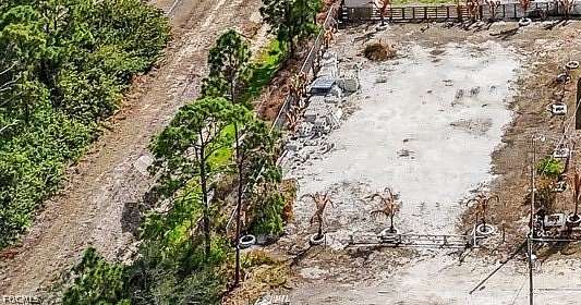 0.25 Acres of Land for Sale in Lehigh Acres, Florida