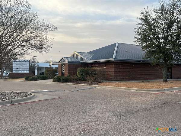 1.68 Acres of Improved Commercial Land for Sale in Killeen, Texas