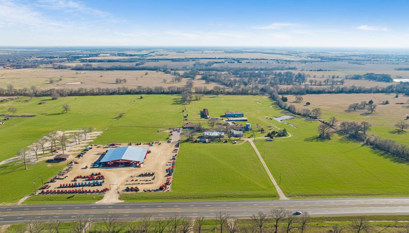 40.8 Acres of Land for Sale in Paris, Texas