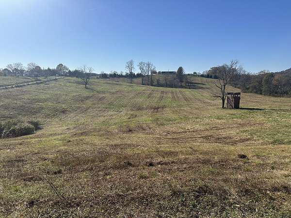 18.3 Acres of Recreational & Residential Land for Sale in Carthage, Tennessee