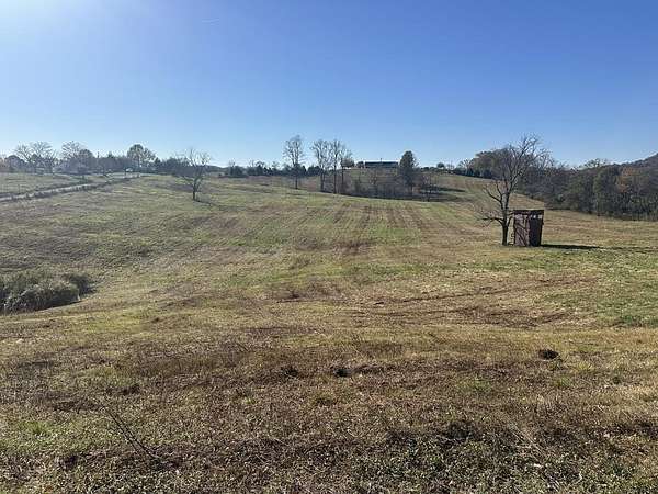 18.3 Acres of Recreational & Residential Land for Sale in Carthage, Tennessee