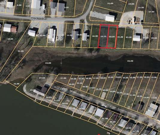 0.6 Acres of Residential Land for Sale in Clifton, Tennessee