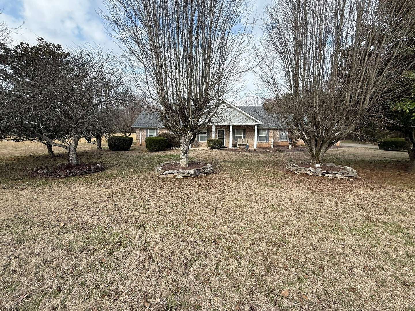 5.38 Acres of Residential Land with Home for Auction in Murfreesboro, Tennessee