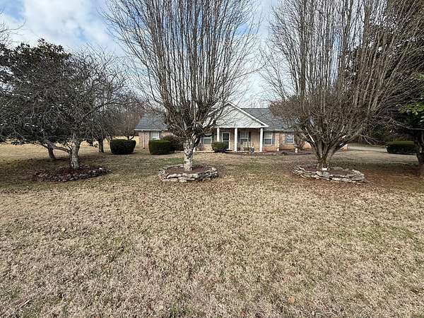 5.38 Acres of Residential Land with Home for Auction in Murfreesboro, Tennessee