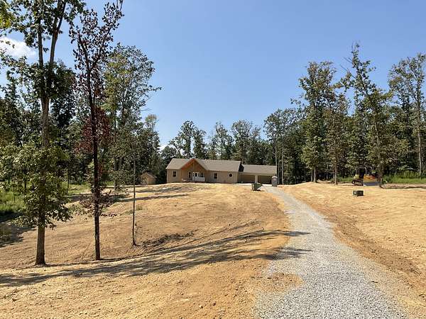 5 Acres of Land with Home for Sale in Erin, Tennessee