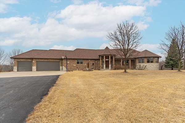 5.67 Acres of Land with Home for Sale in Marseilles, Illinois