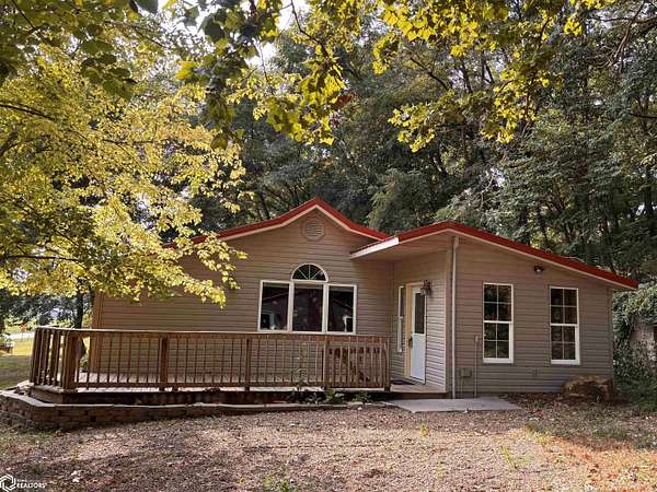 5 Acres of Land with Home for Sale in Farmington, Iowa