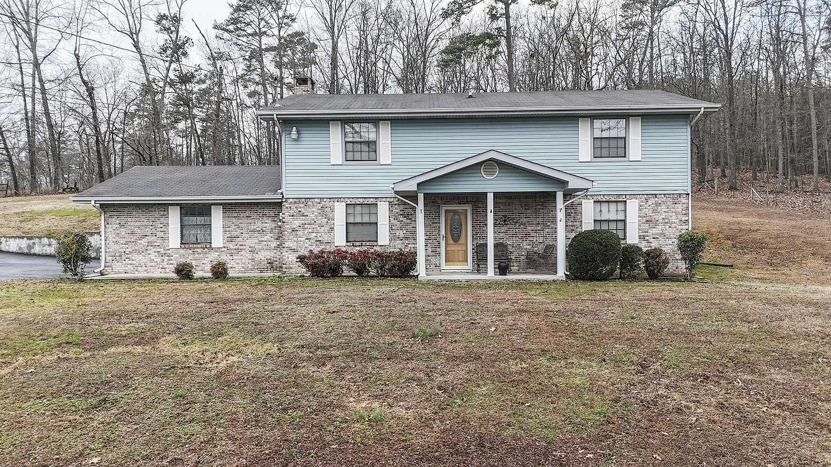 8 Acres of Land with Home for Sale in Ringgold, Georgia