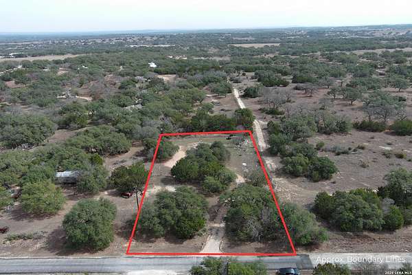 1 Acre of Residential Land for Sale in Johnson City, Texas