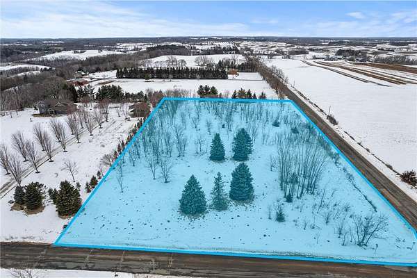 3.3 Acres of Residential Land for Sale in St. Joseph, Wisconsin