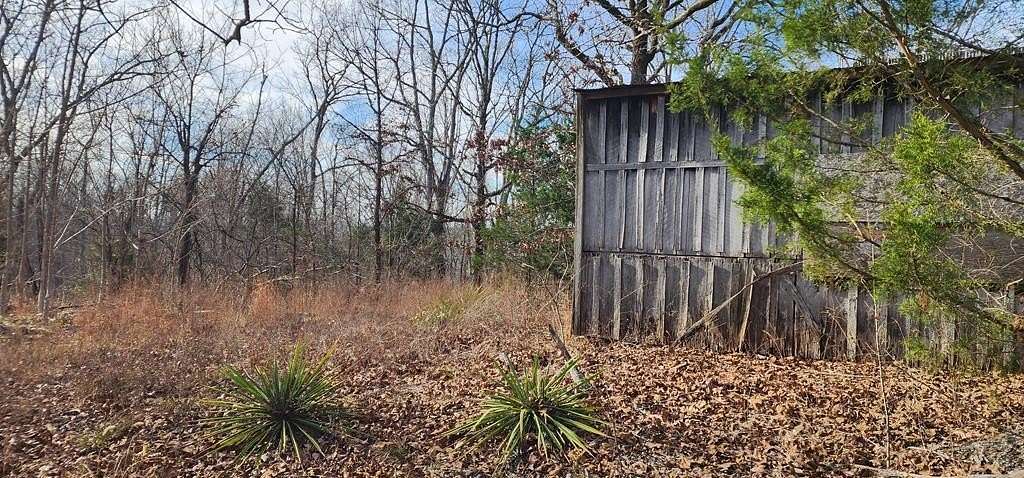 0.33 Acres of Residential Land for Sale in Holladay, Tennessee