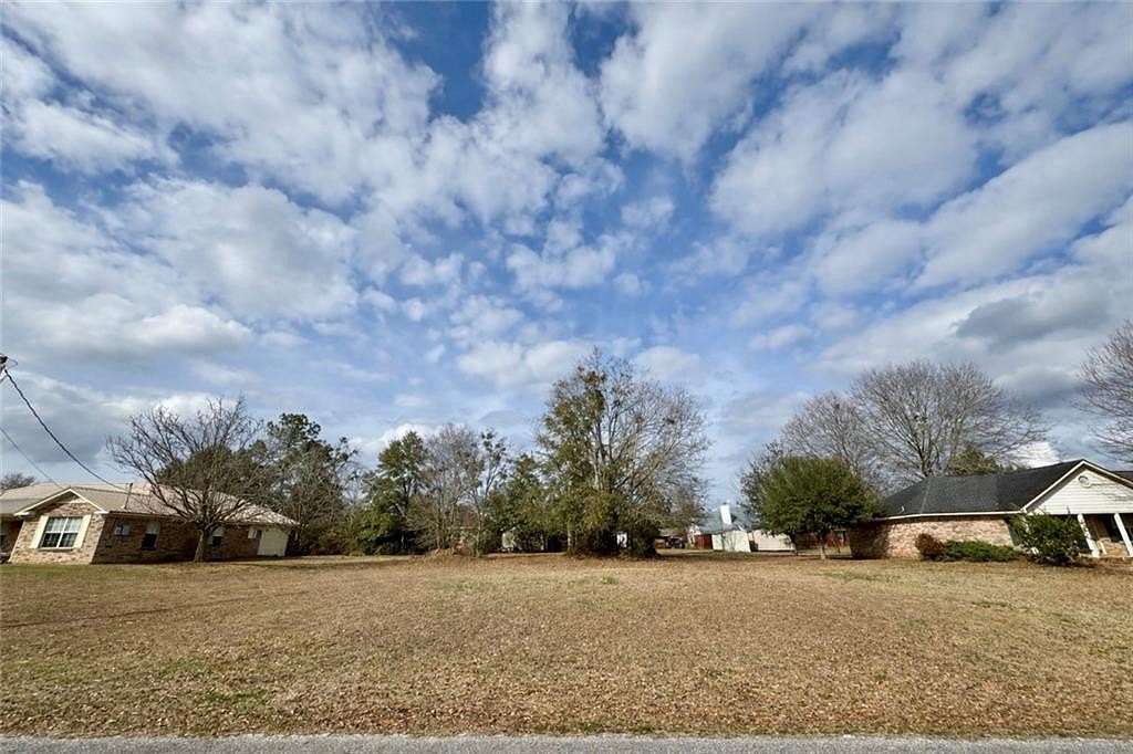 0.35 Acres of Residential Land for Sale in Robertsdale, Alabama