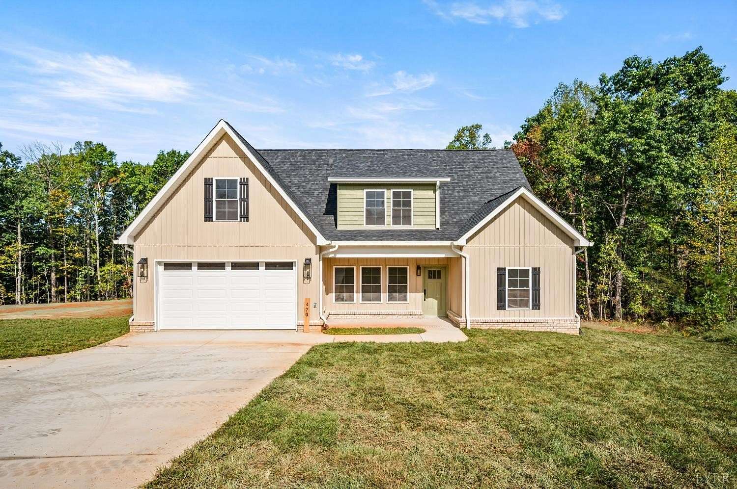 1.68 Acres of Land with Home for Sale in Appomattox, Virginia