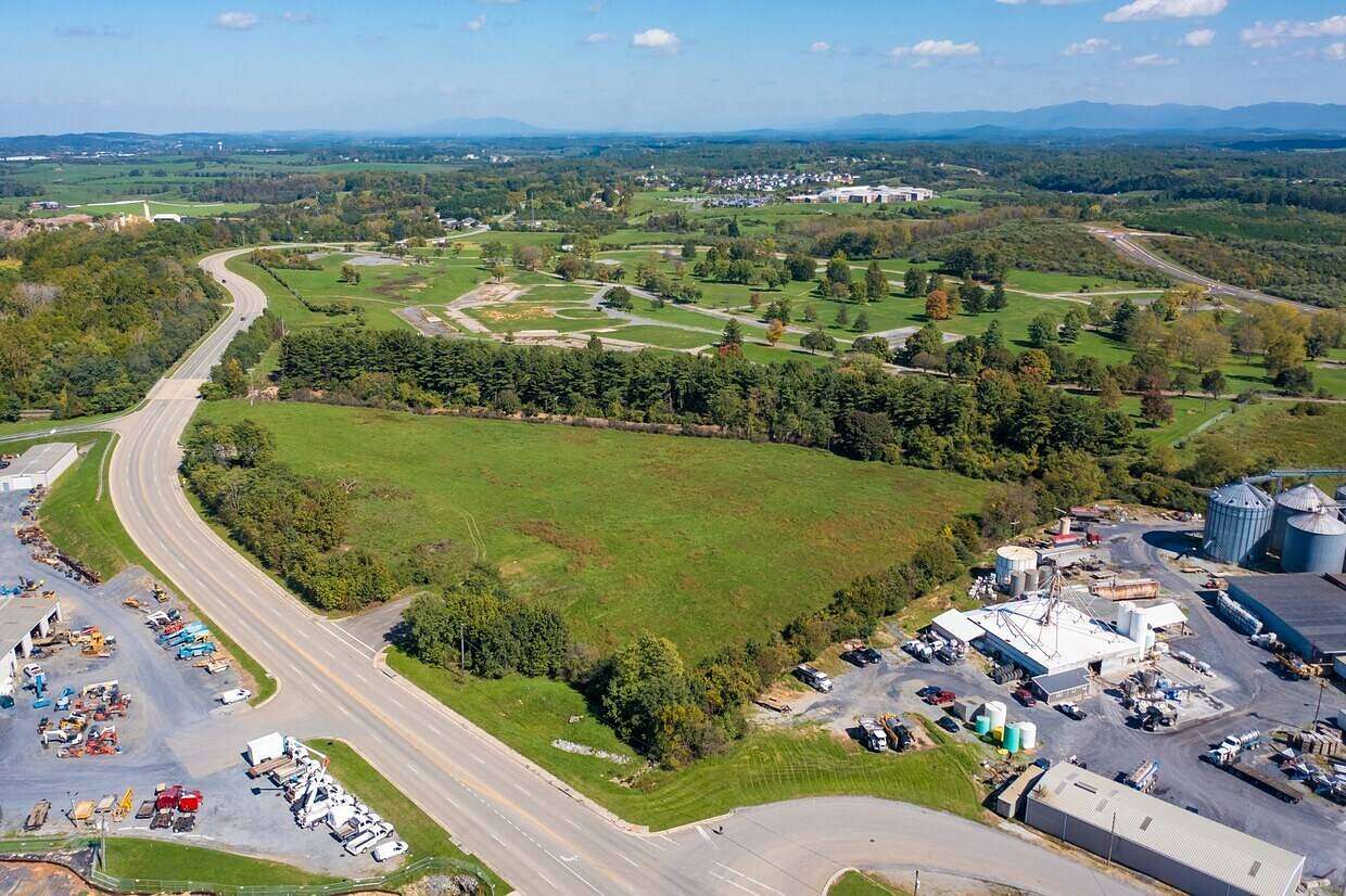 8 Acres of Mixed-Use Land for Sale in Staunton, Virginia