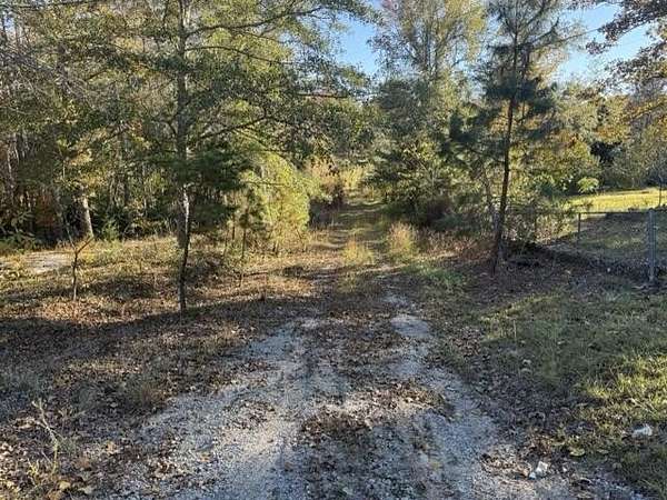 9 Acres of Residential Land for Sale in Dearing, Georgia