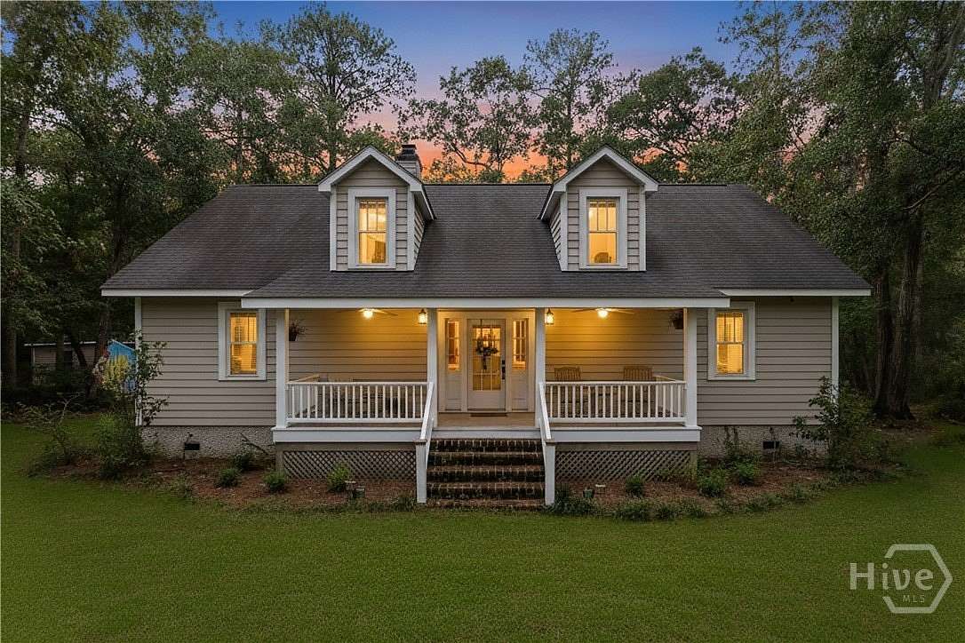 3 Acres of Residential Land with Home for Sale in Midway, Georgia