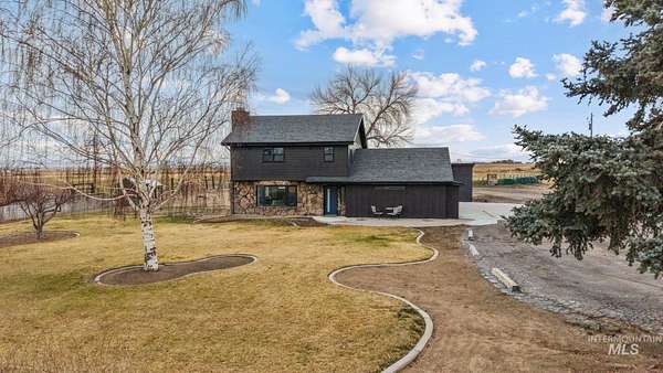 29.4 Acres of Agricultural Land with Home for Sale in Twin Falls, Idaho