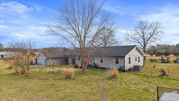 5 Acres of Land with Home for Sale in Englewood, Tennessee