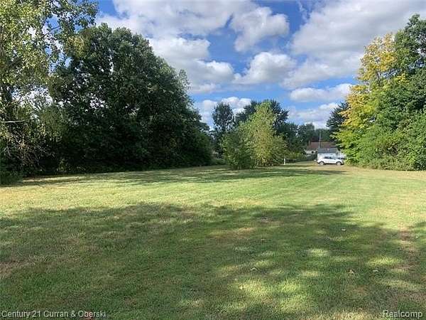 0.4 Acres of Residential Land for Sale in Southgate, Michigan