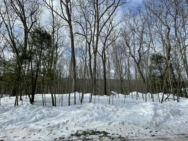 1.12 Acres of Land for Sale in Cresco, Pennsylvania