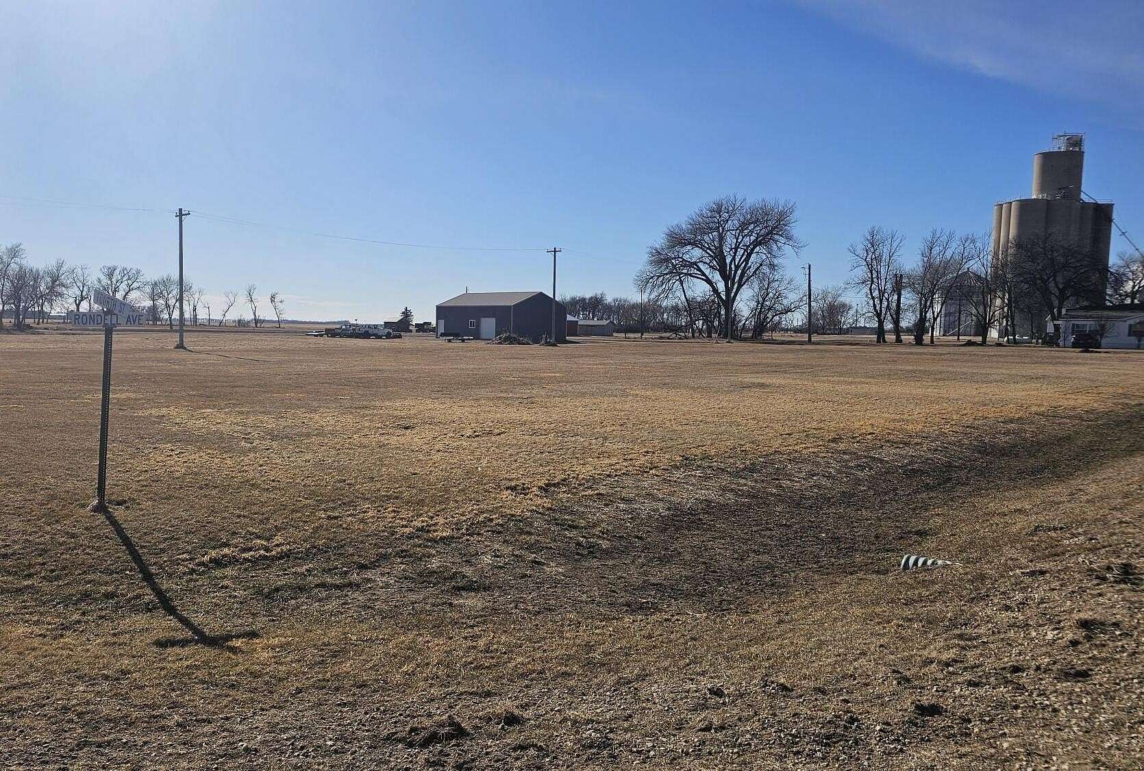 0.98 Acres of Residential Land for Sale in Stratford, South Dakota