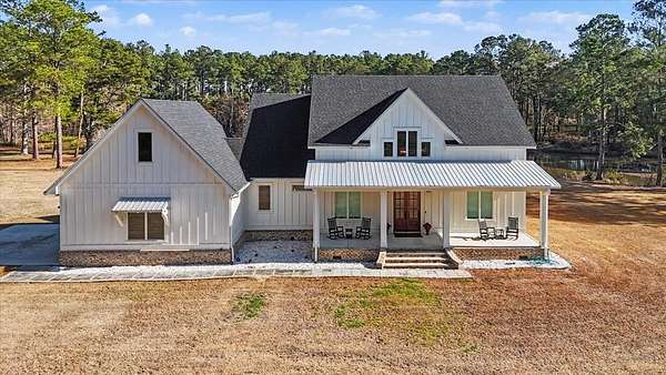 20 Acres of Agricultural Land with Home for Sale in Thomasville, Georgia
