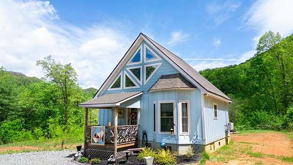 2.5 Acres of Residential Land with Home for Sale in Tuckasegee, North Carolina