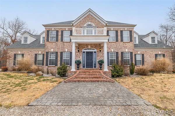 4.7 Acres of Residential Land with Home for Sale in Poplar Bluff, Missouri