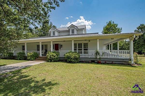 31.8 Acres of Agricultural Land with Home for Sale in Roberta, Georgia