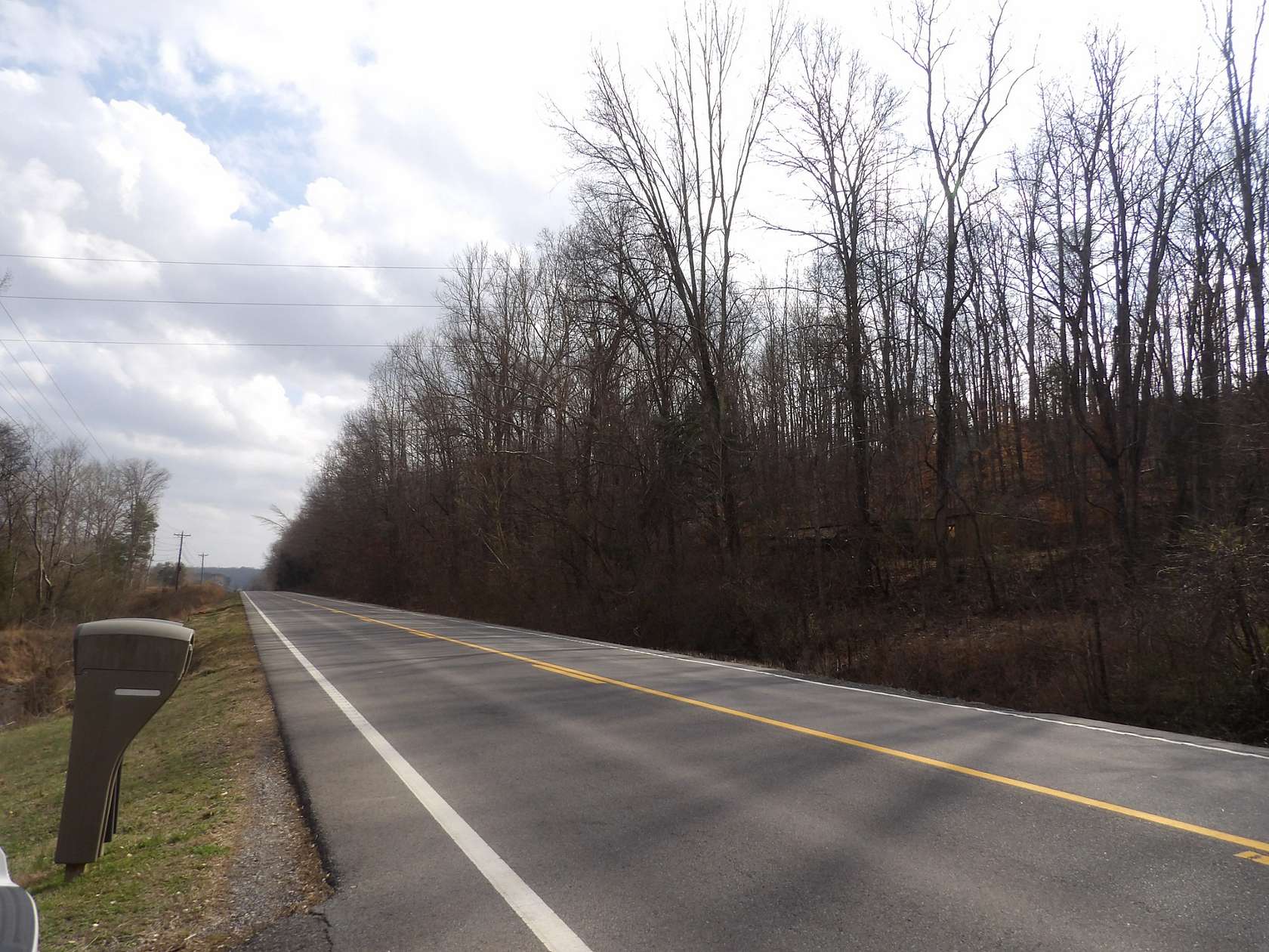 4.6 Acres of Land for Sale in Waverly, Tennessee