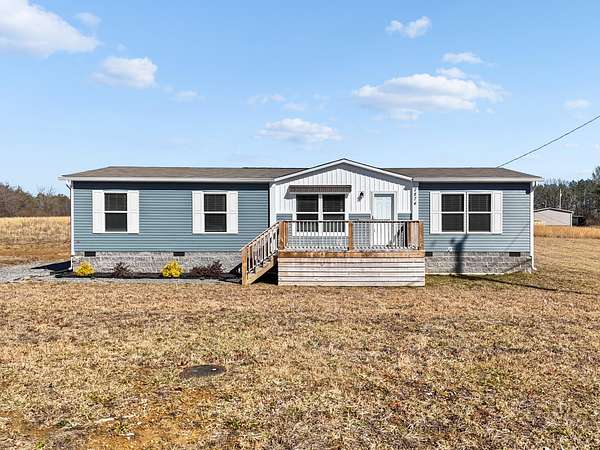 1.6 Acres of Residential Land with Home for Sale in Graysville, Tennessee