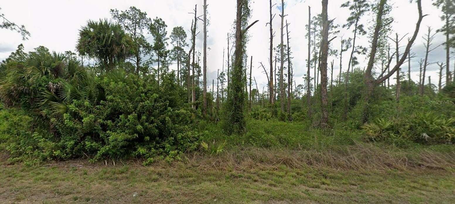 0.25 Acres of Residential Land for Sale in Lehigh Acres, Florida