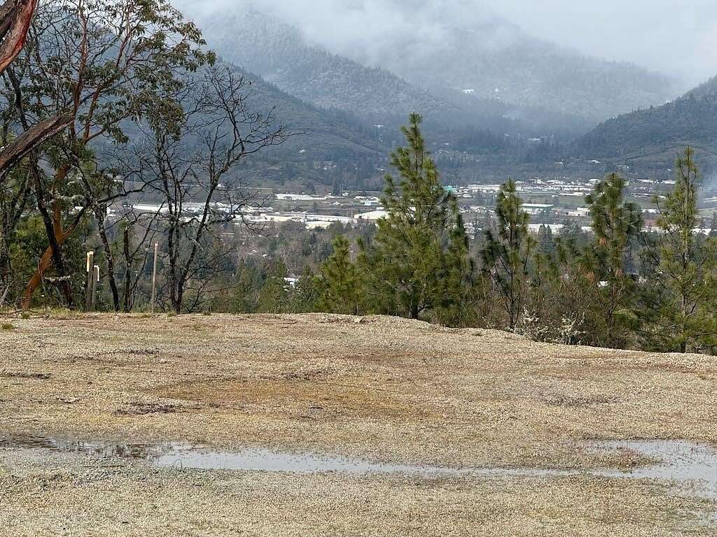 0.34 Acres of Residential Land for Sale in Grants Pass, Oregon