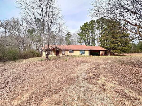 2.82 Acres of Land with Home for Sale in Frankston, Texas