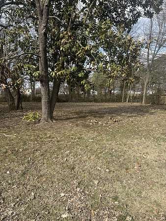 0.27 Acres of Residential Land for Sale in Paris, Tennessee