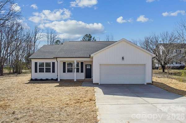 1.83 Acres of Residential Land with Home for Sale in Kings Mountain, North Carolina