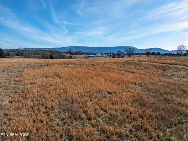 5 Acres of Land for Sale in Etowah, Tennessee