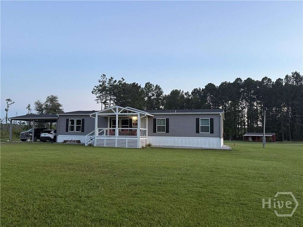 8.24 Acres of Residential Land with Home for Sale in Sylvania, Georgia