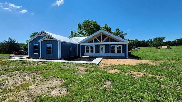 2.64 Acres of Land with Home for Sale in Frankston, Texas
