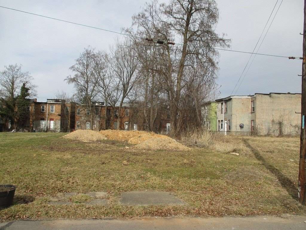 0.05 Acres of Residential Land for Sale in Pittsburgh, Pennsylvania