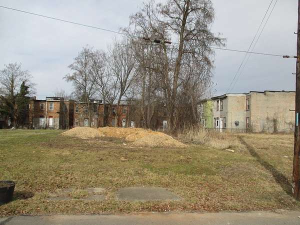 0.05 Acres of Residential Land for Sale in Pittsburgh, Pennsylvania