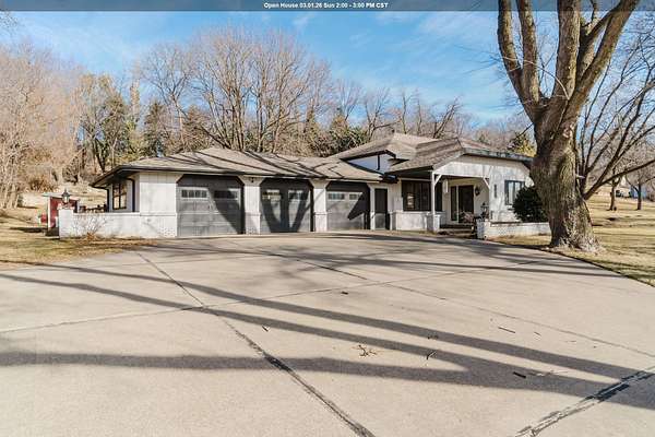 9.15 Acres of Land with Home for Sale in Sioux City, Iowa